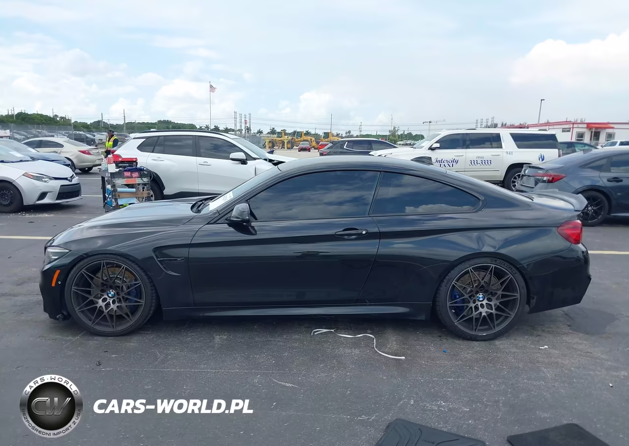 2018 BMW M4 VIN:WBS4Y9C5XJAA85376 - 14