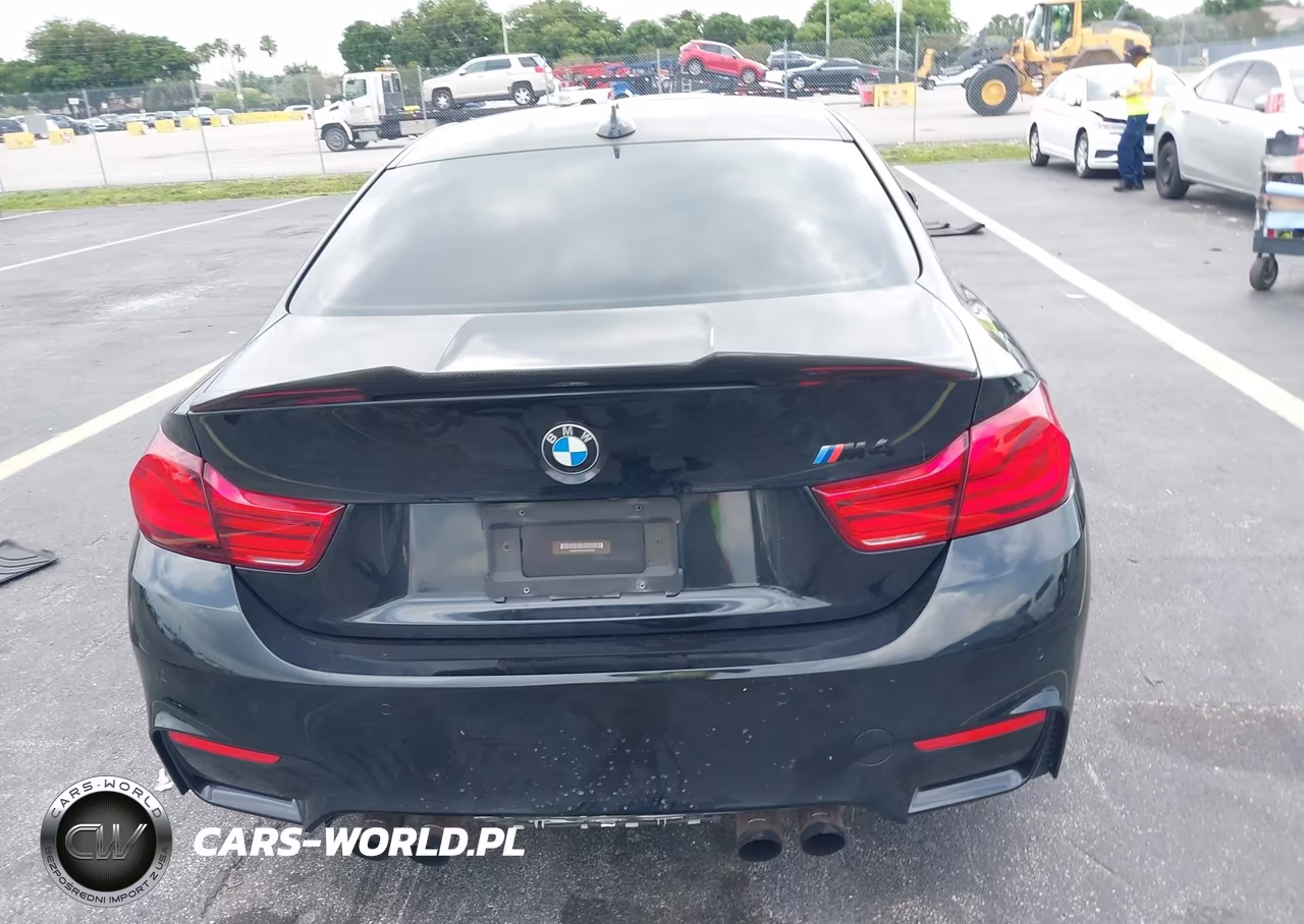 2018 BMW M4 VIN:WBS4Y9C5XJAA85376 - 16