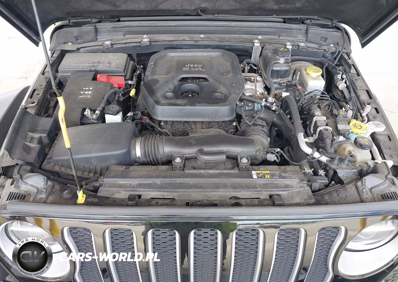 2020 Jeep Wrangler Unlimited Sahara 4X4 VIN:1C4HJXEN9LW153488 - 10