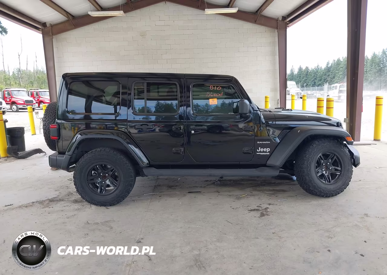 2020 Jeep Wrangler Unlimited Sahara 4X4 VIN:1C4HJXEN9LW153488 - 12