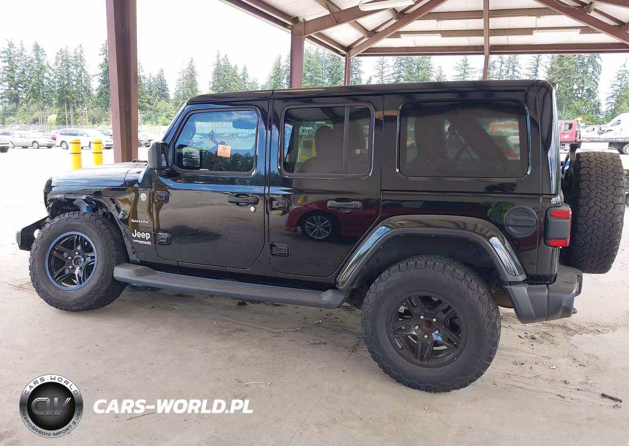 2020 Jeep Wrangler Unlimited Sahara 4X4 VIN:1C4HJXEN9LW153488 - 13