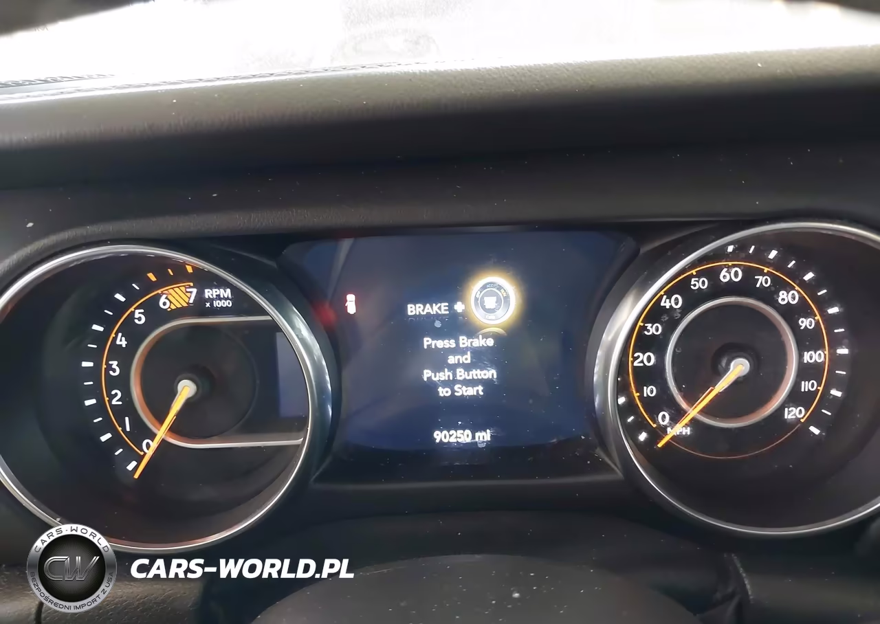 2020 Jeep Wrangler Unlimited Sahara 4X4 VIN:1C4HJXEN9LW153488 - 7