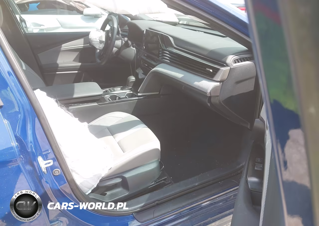 2025 Toyota Camry Se VIN:4T1DAACK6SU005390 - 5