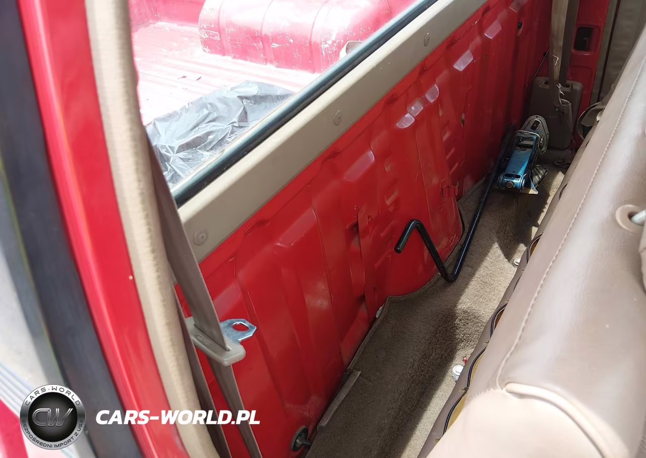 1992 Mazda B2200 Short Bed VIN:JM2UF1132N0285642 - 8