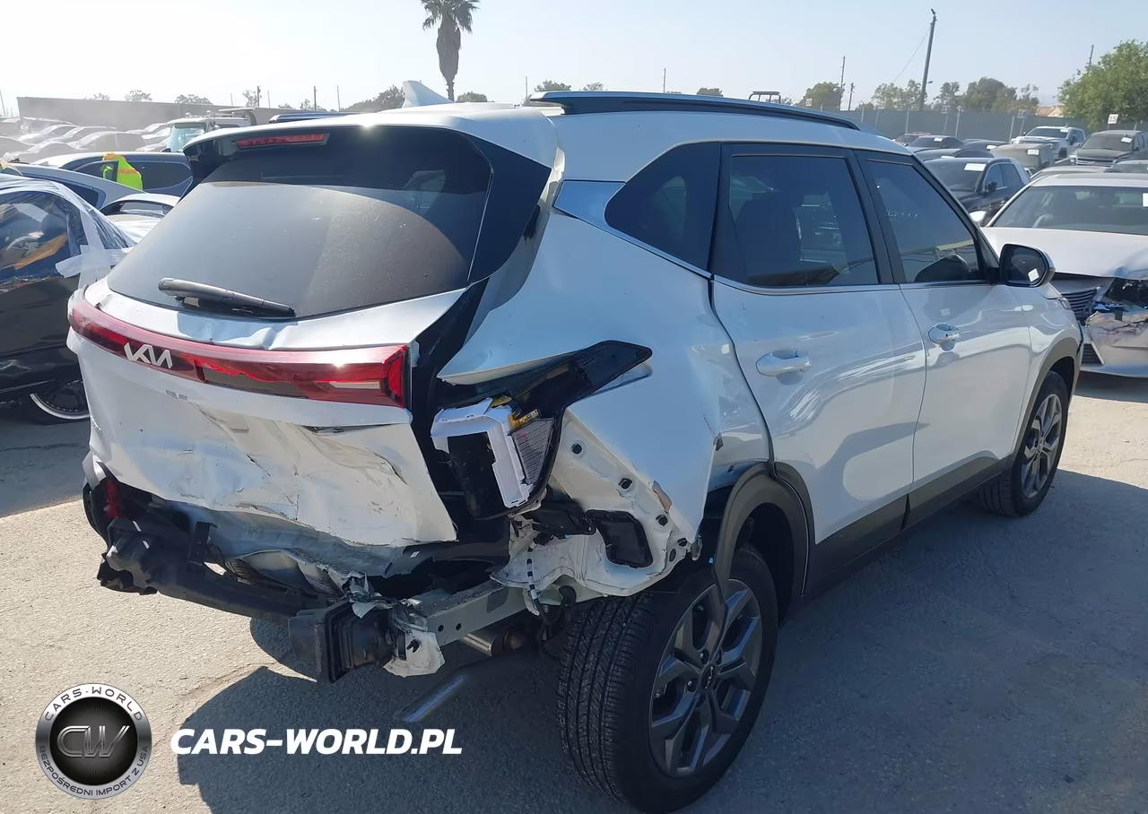 2024 Kia Seltos S VIN:KNDEU2AA0R7652652 - 4