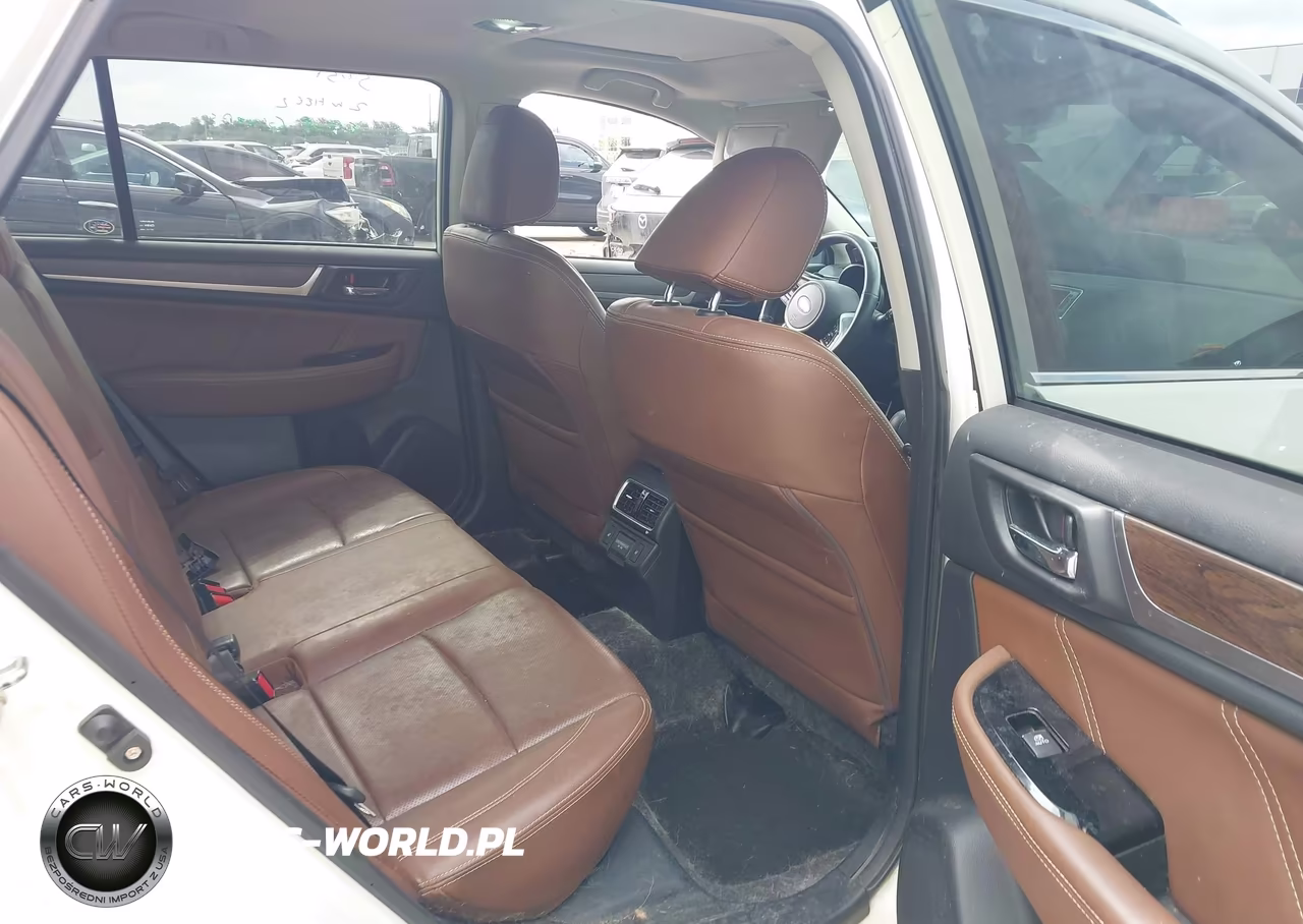 2018 Subaru Outback 2.5I Touring VIN:4S4BSATC2J3306269 - 8
