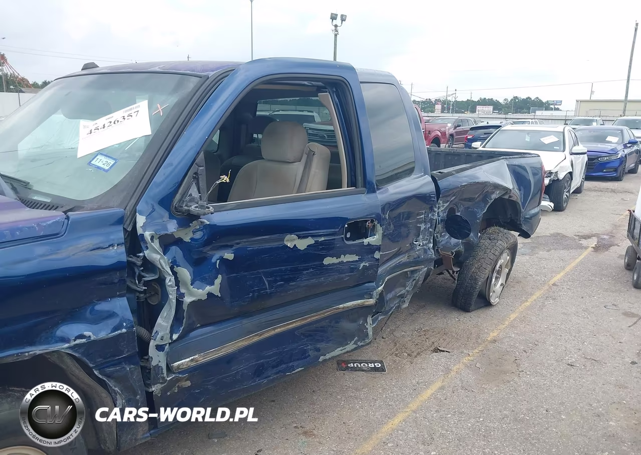 2004 Chevrolet Silverado 1500 Ls VIN:2GCEC19T641364773 - 6