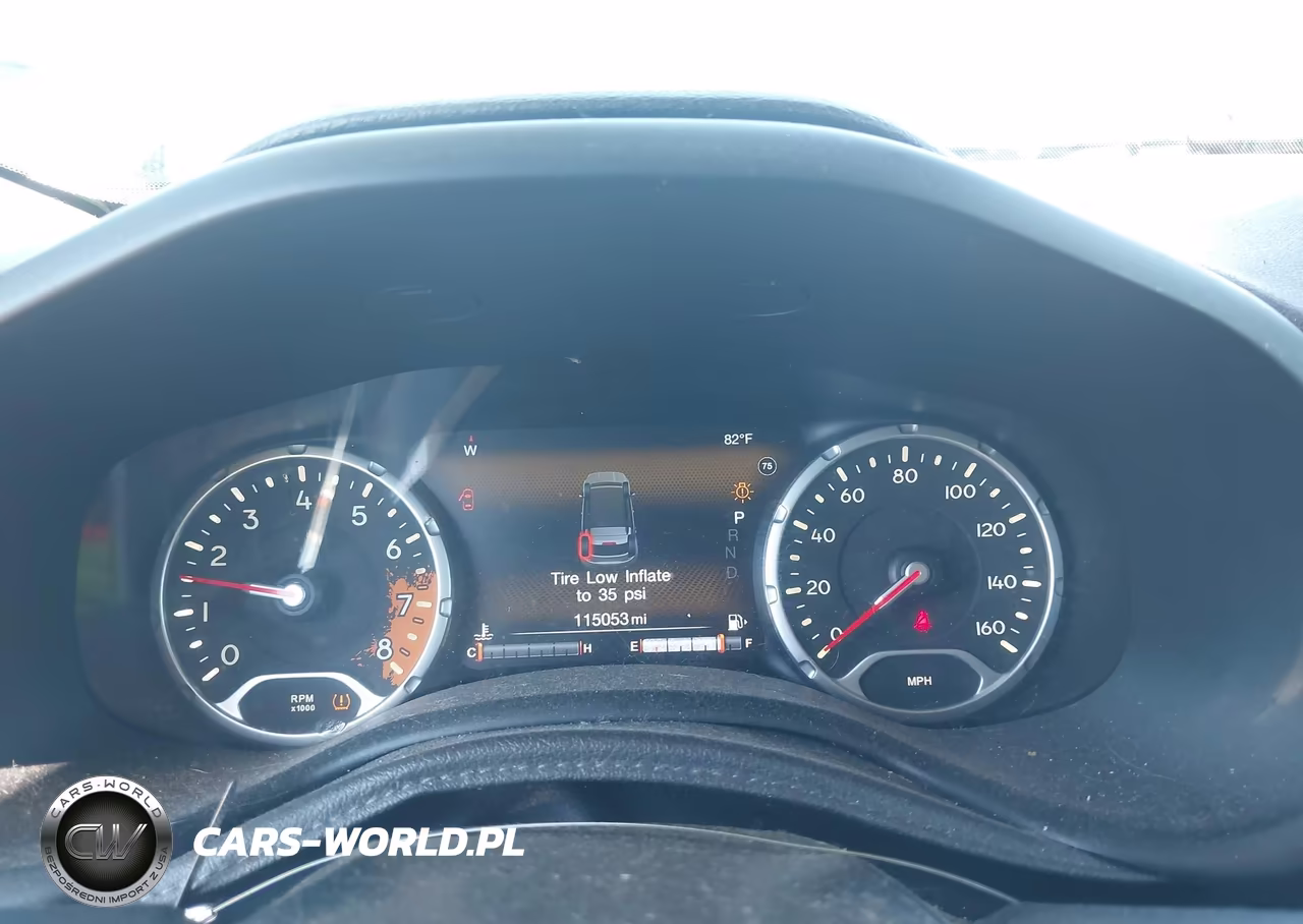 2016 Jeep Renegade Limited VIN:ZACCJADT0GPC77434 - 7