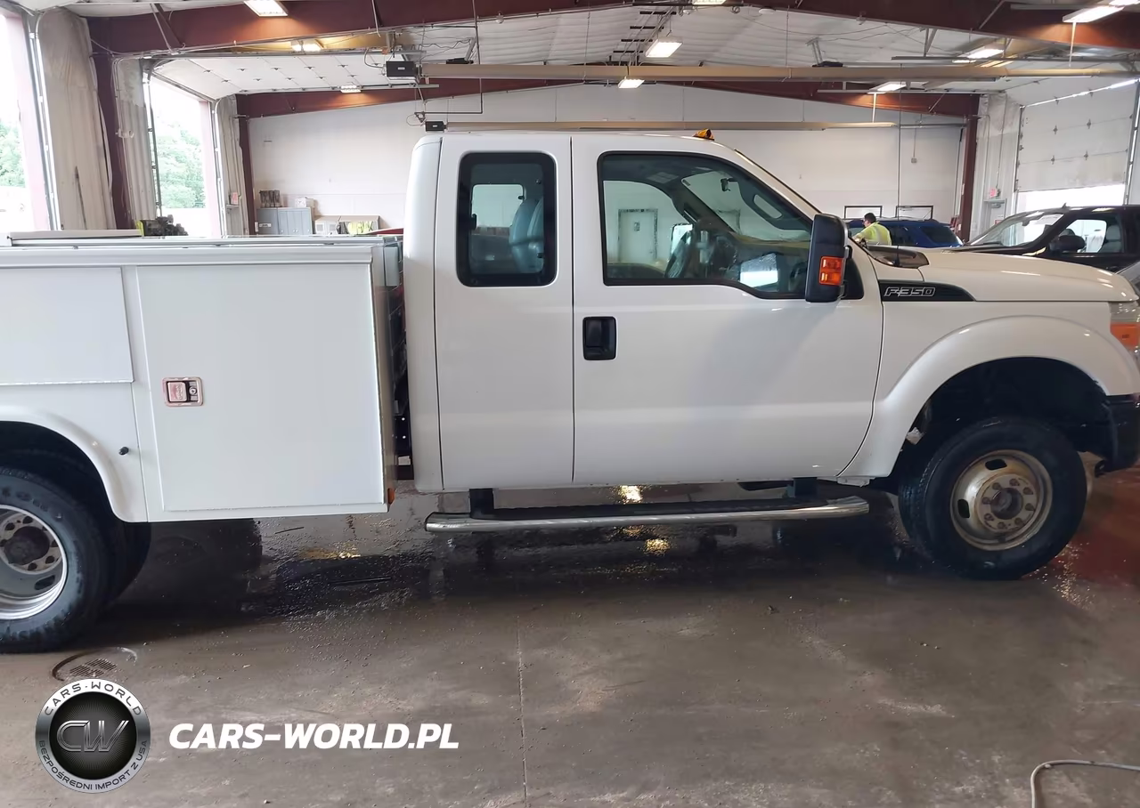 2011 Ford F-350 Chassis Xl VIN:1FD8X3H69BEC97859 - 13