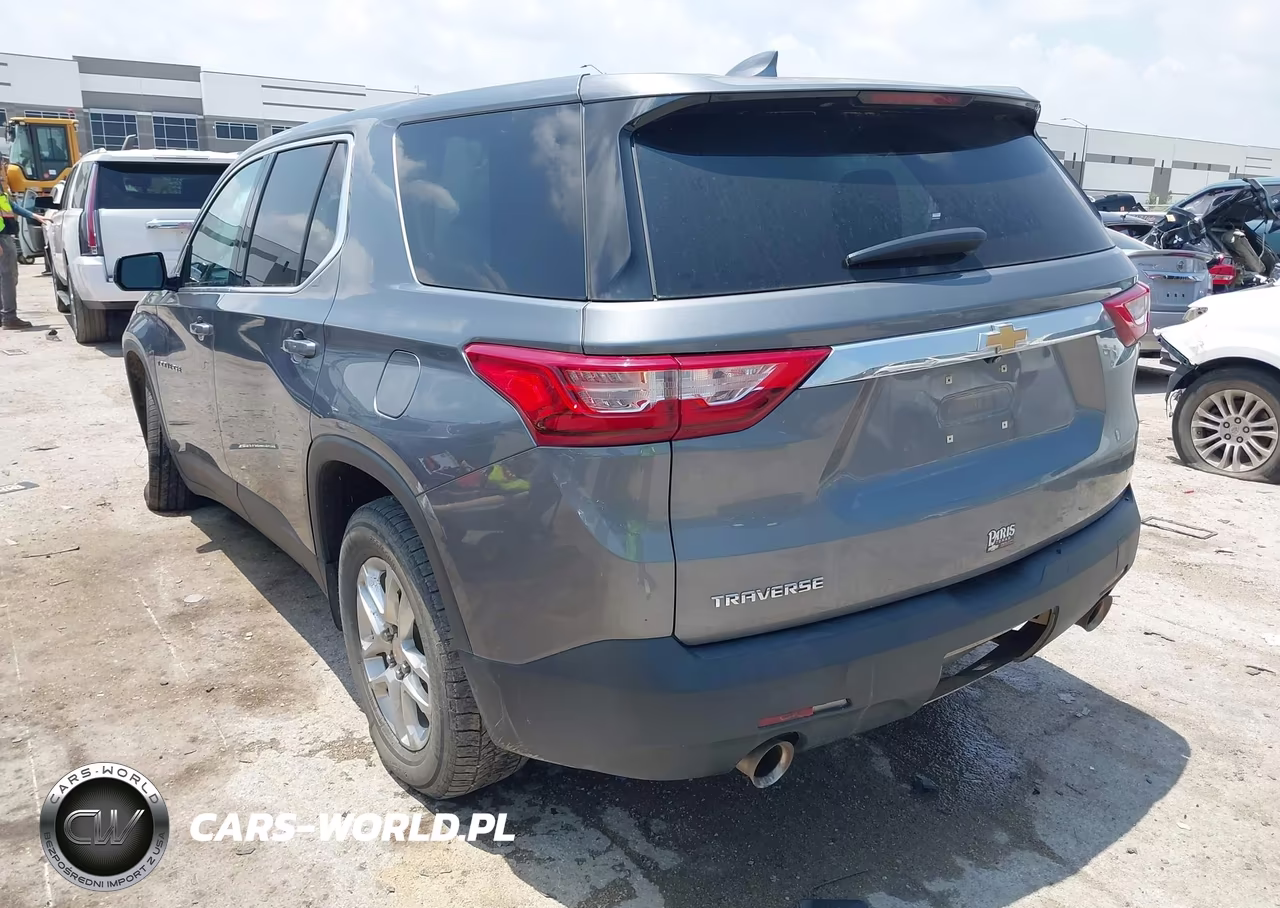 2020 Chevrolet Traverse Fwd Ls VIN:1GNERFKW7LJ231032 - 3