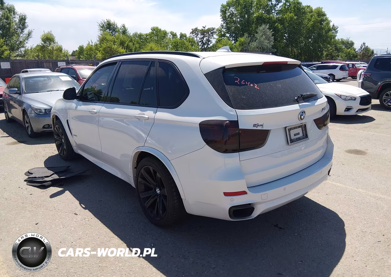 2015 BMW X5 xDrive50I VIN:5UXKR6C54F0J78977 - 3