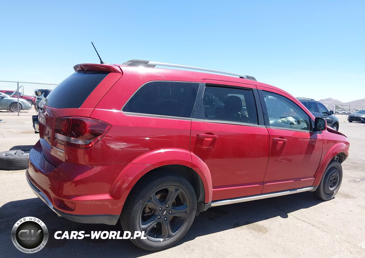 2018 Dodge Journey Crossroad VIN:3C4PDCGG6JT379405 - 14