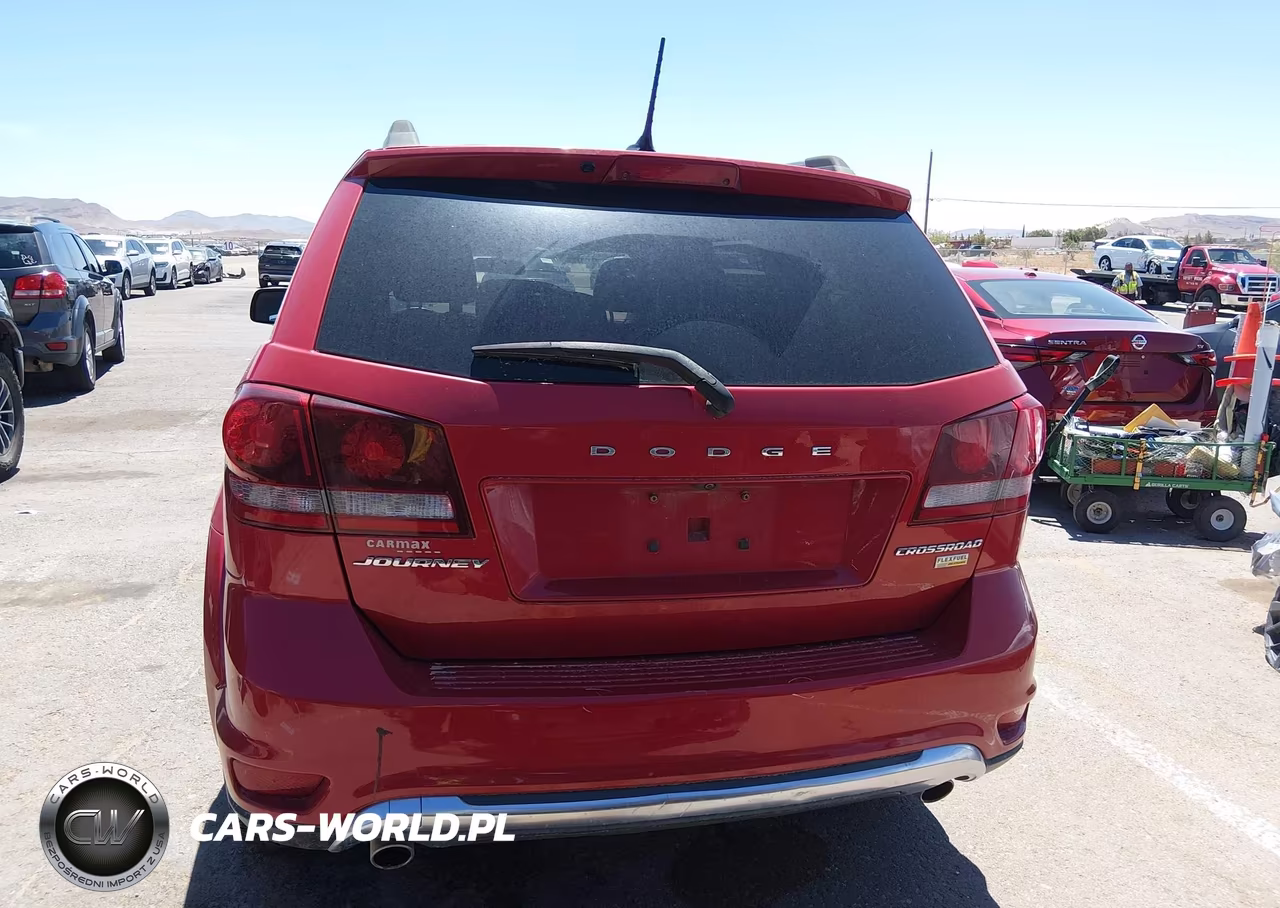 2018 Dodge Journey Crossroad VIN:3C4PDCGG6JT379405 - 17