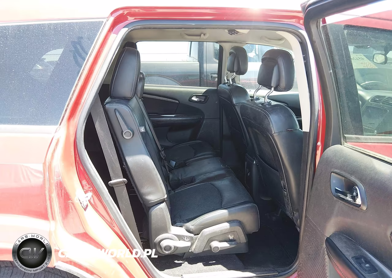 2018 Dodge Journey Crossroad VIN:3C4PDCGG6JT379405 - 8