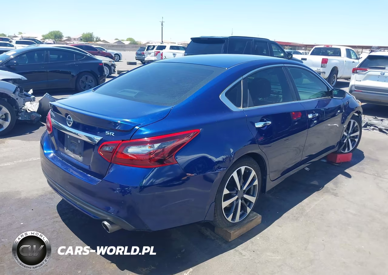 2017 Nissan Altima 2.5 Sr VIN:1N4AL3AP2HN312883 - 4