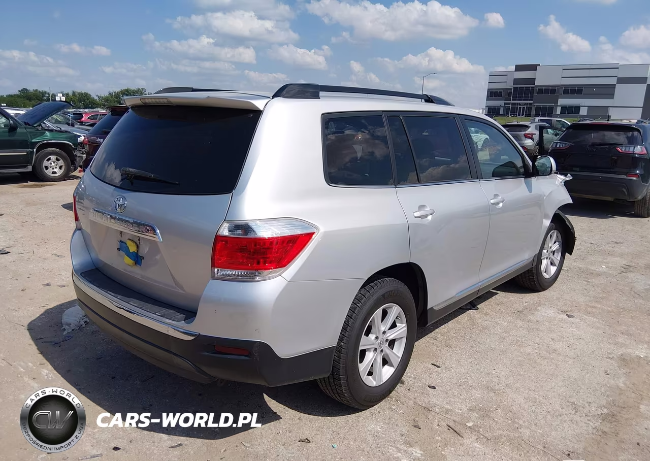 2013 Toyota Highlander Base Plus V6 VIN:5TDZK3EH1DS134343 - 4