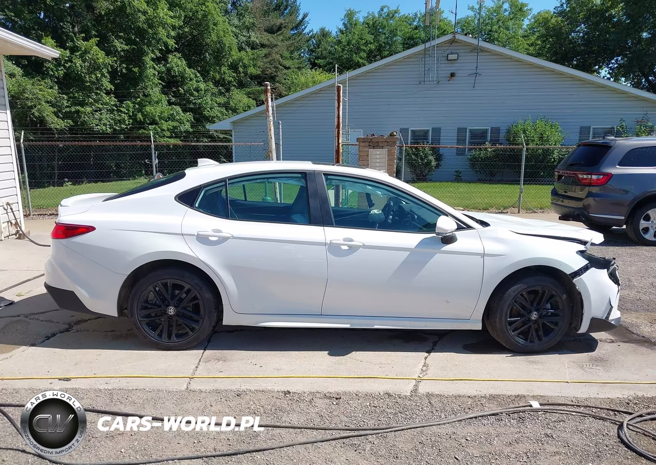 2025 Toyota Camry Se VIN:4T1DBADK5SU537970 - 14
