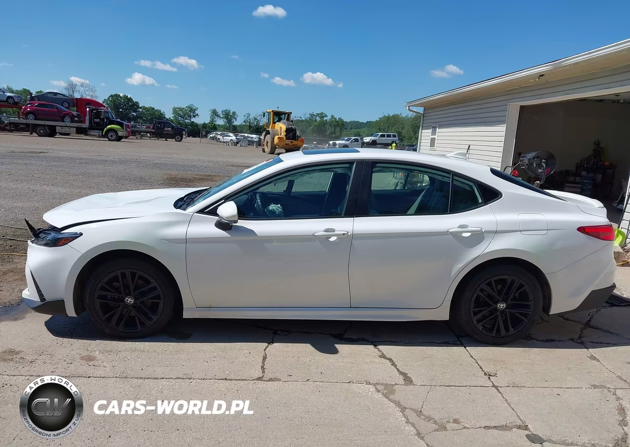 2025 Toyota Camry Se VIN:4T1DBADK5SU537970 - 15