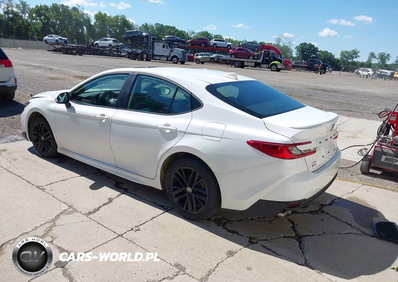 2025 Toyota Camry Se VIN:4T1DBADK5SU537970 - 3