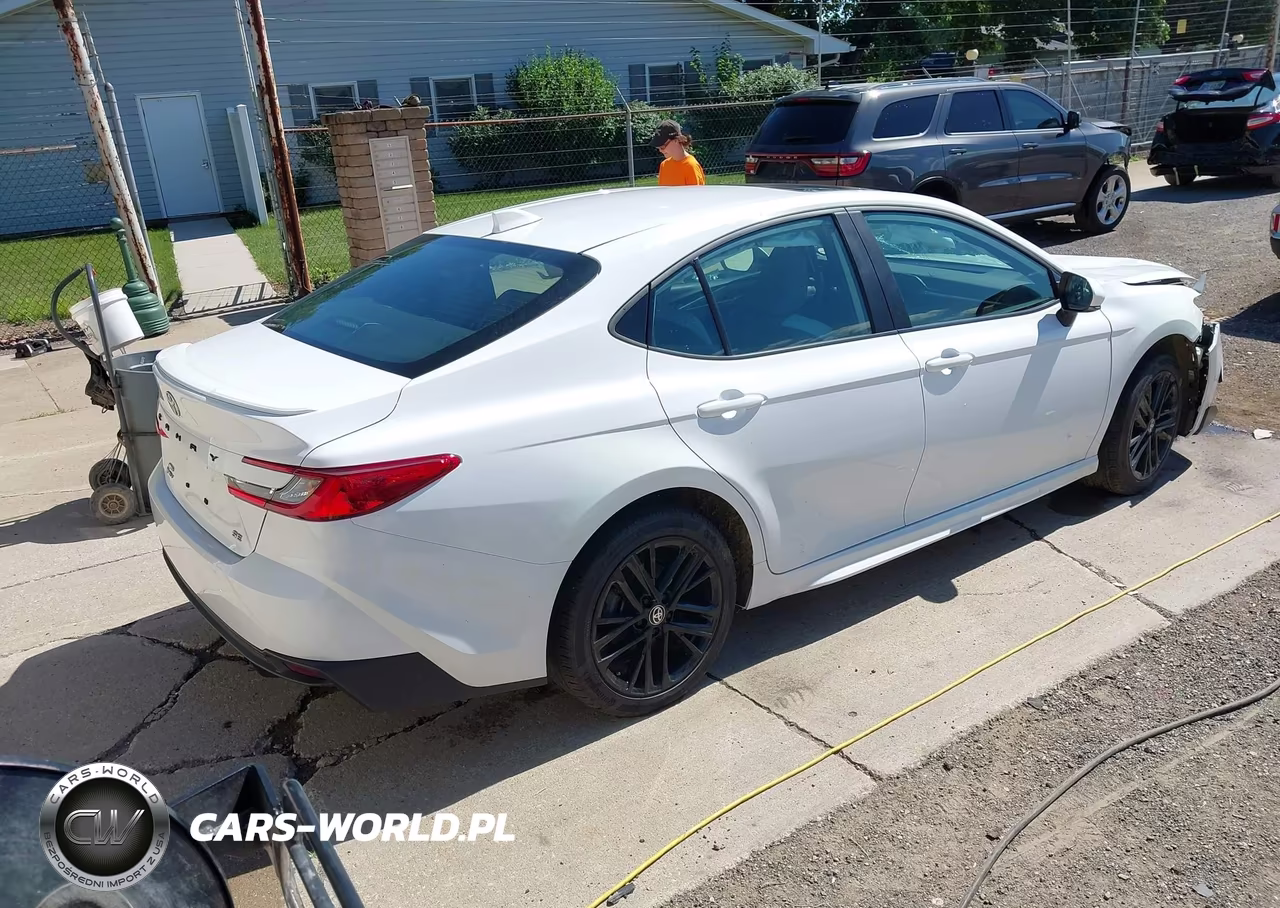 2025 Toyota Camry Se VIN:4T1DBADK5SU537970 - 4