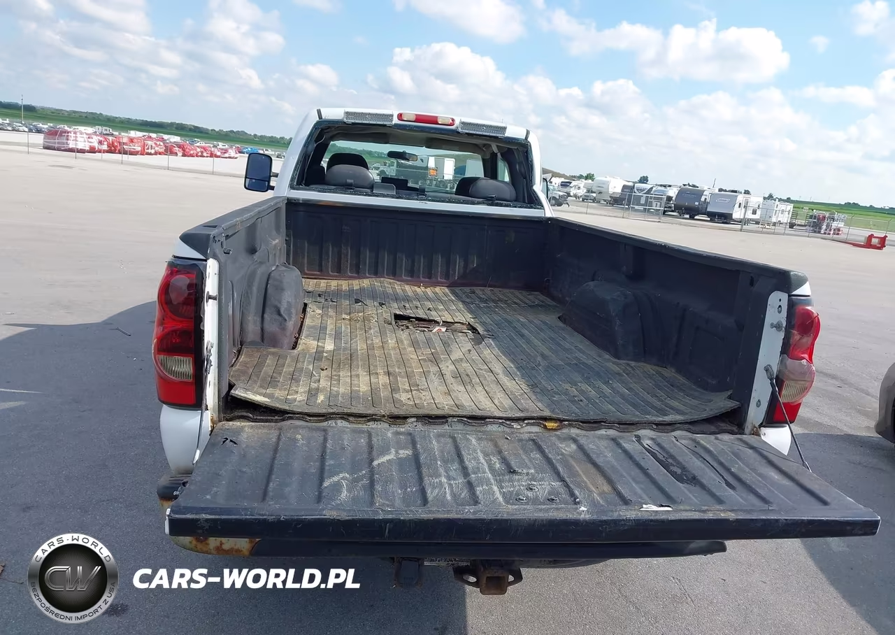 2007 Chevrolet Silverado 3500 Classic Work Truck VIN:1GCHK39U47E155992 - 17
