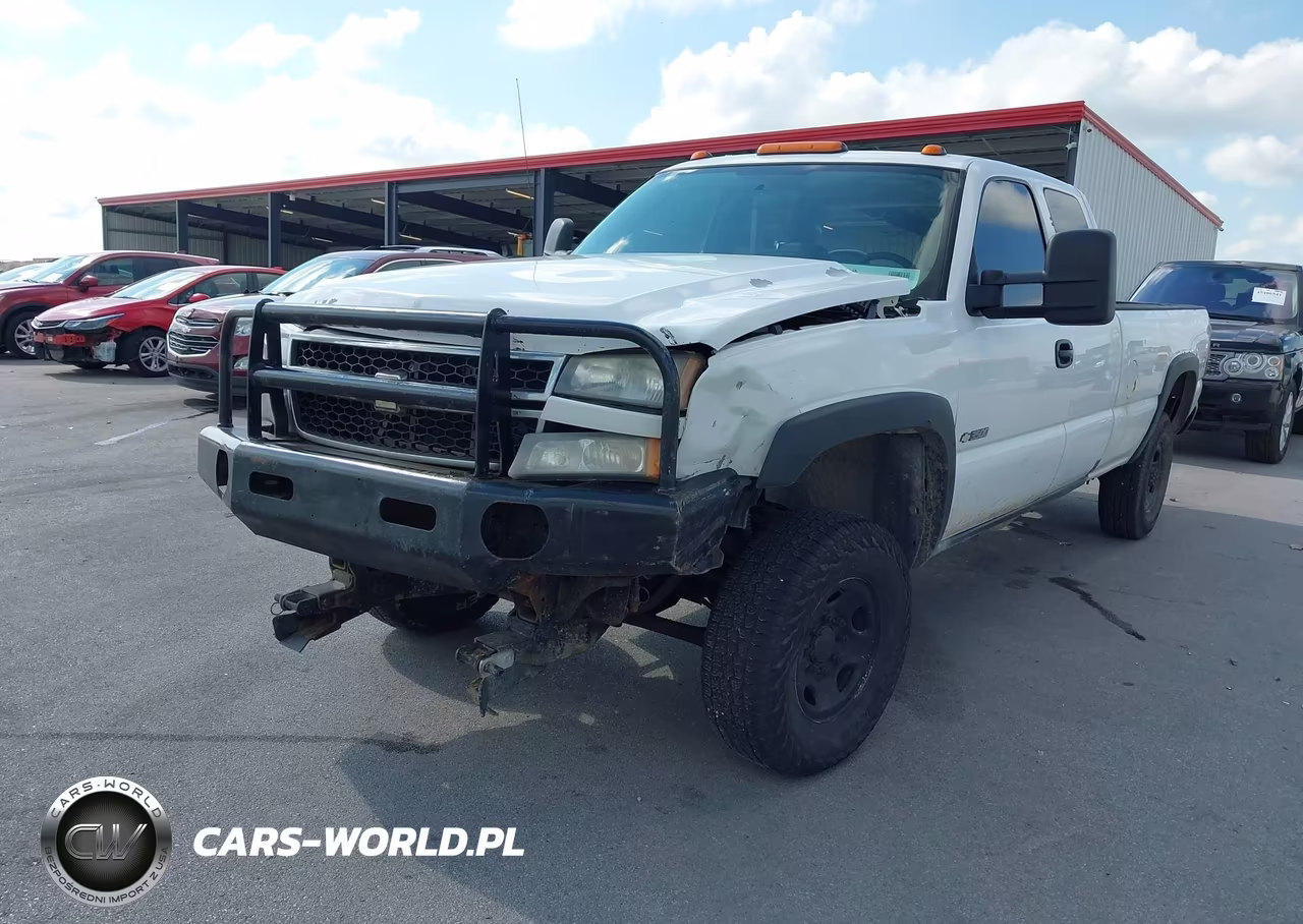 2007 Chevrolet Silverado 3500 Classic Work Truck VIN:1GCHK39U47E155992 - 6