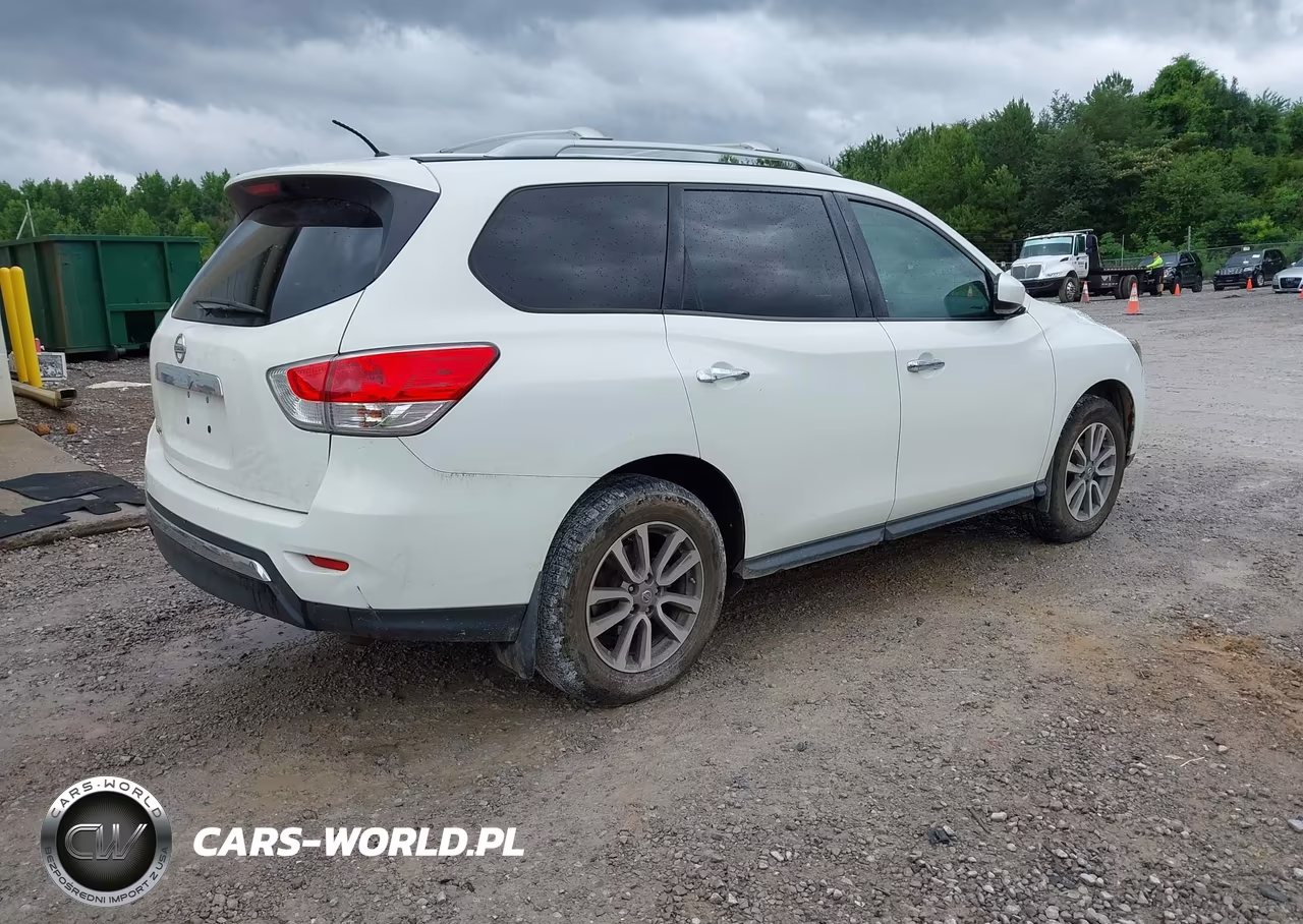 2016 Nissan Pathfinder S VIN:5N1AR2MN5GC643539 - 4