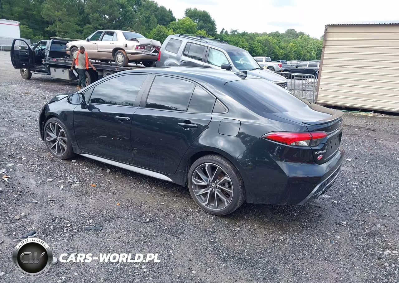 2020 Toyota Corolla Xse VIN:JTDT4RCE0LJ005789 - 3