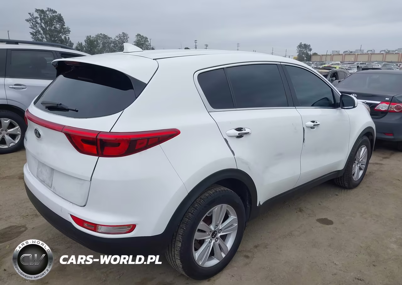 2018 Kia Sportage Lx VIN:KNDPM3AC6J7463430 - 4