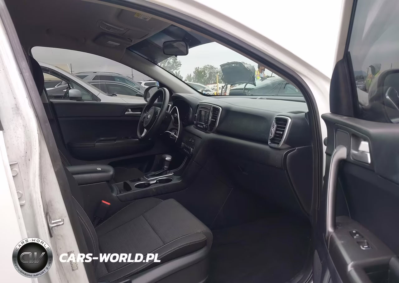 2018 Kia Sportage Lx VIN:KNDPM3AC6J7463430 - 5