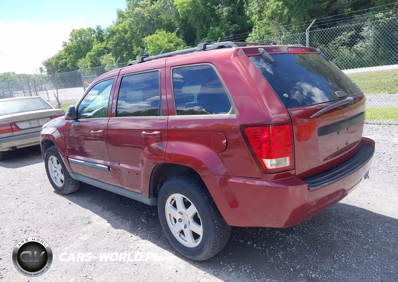 2008 Jeep Grand Cherokee Laredo VIN:1J8GR48KX8C120831 - 3