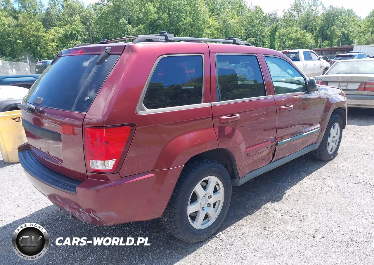 2008 Jeep Grand Cherokee Laredo VIN:1J8GR48KX8C120831 - 4