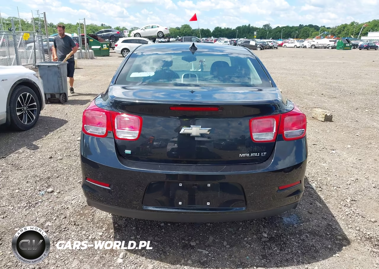 2015 Chevrolet Malibu 1Lt VIN:1G11C5SL2FF102513 - 16