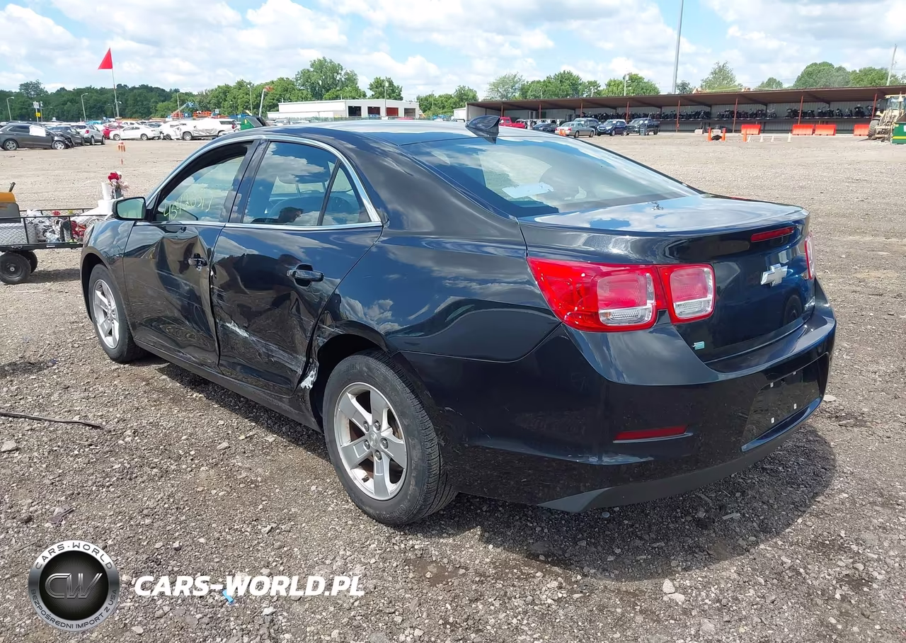 2015 Chevrolet Malibu 1Lt VIN:1G11C5SL2FF102513 - 3