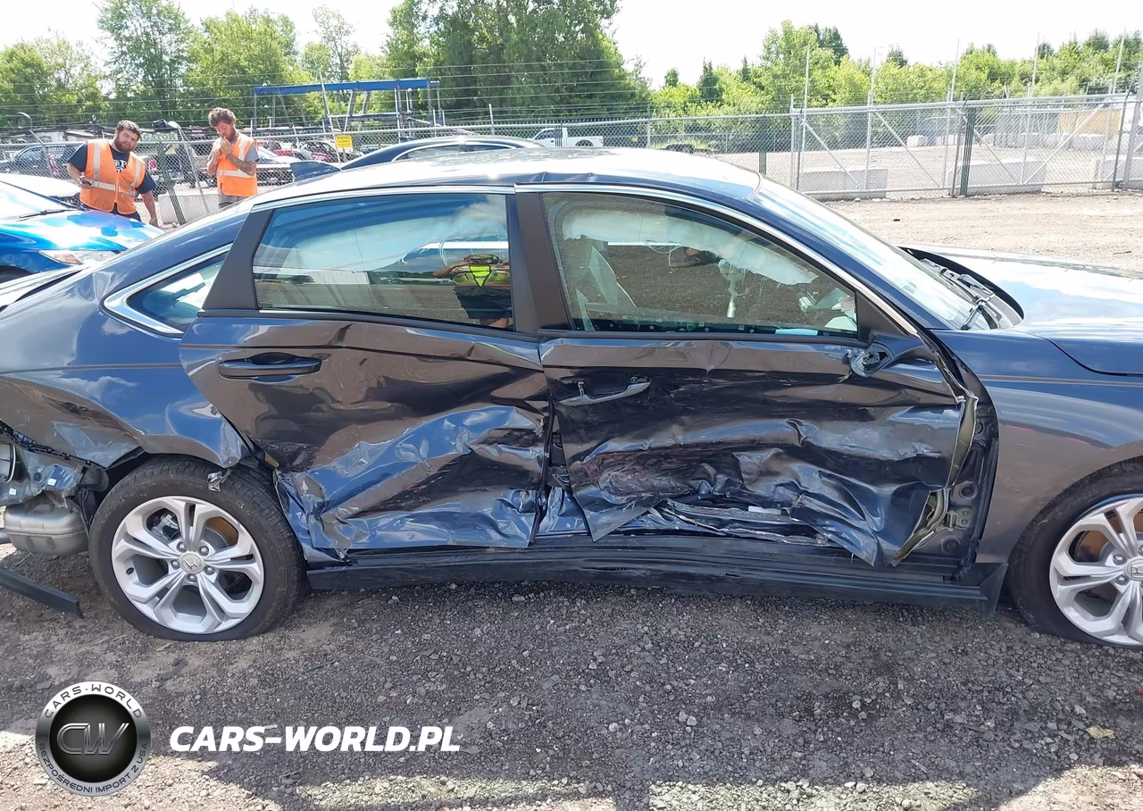 2025 Honda Accord Lx VIN:1HGCY1F27SA074177 - 13