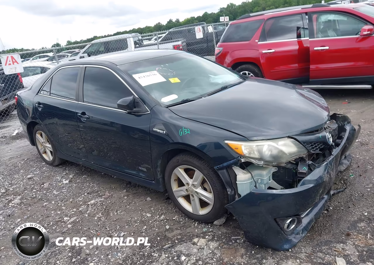 2014 Toyota Camry Hybrid Se Limited Edition – zdjęcie 1 z 16