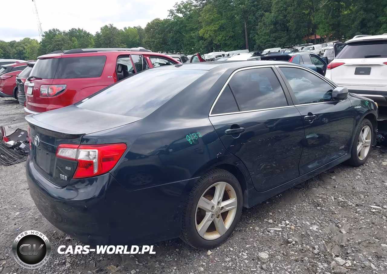 2014 Toyota Camry Hybrid Se Limited Edition VIN:4T1BD1FK7EU138724 - 4