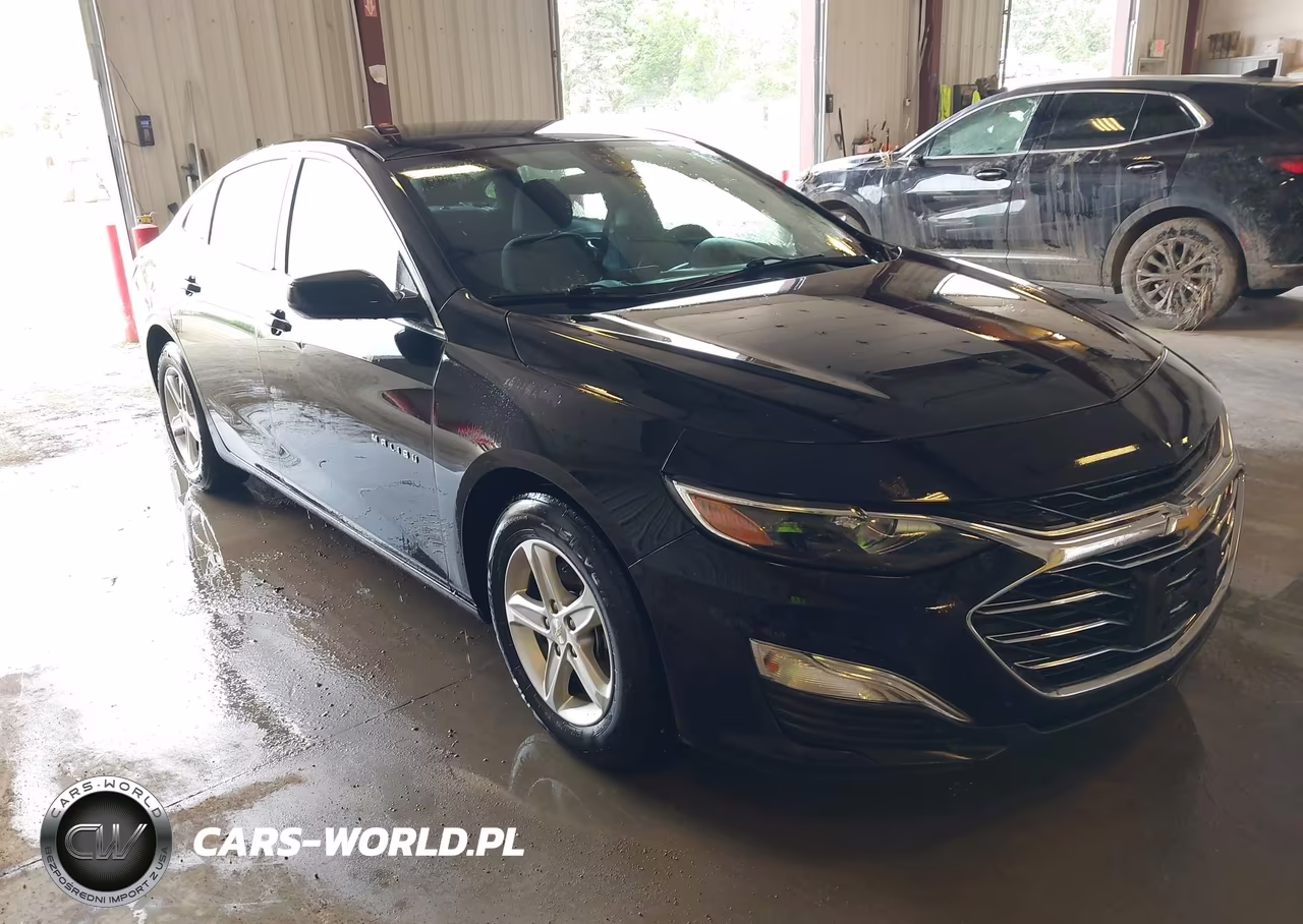 2022 Chevrolet Malibu Fwd 1Fl – zdjęcie 1 z 16