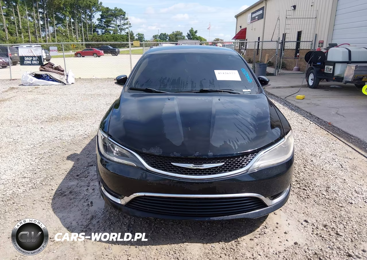 2015 Chrysler 200 C VIN:1C3CCCCG5FN501447 - 6