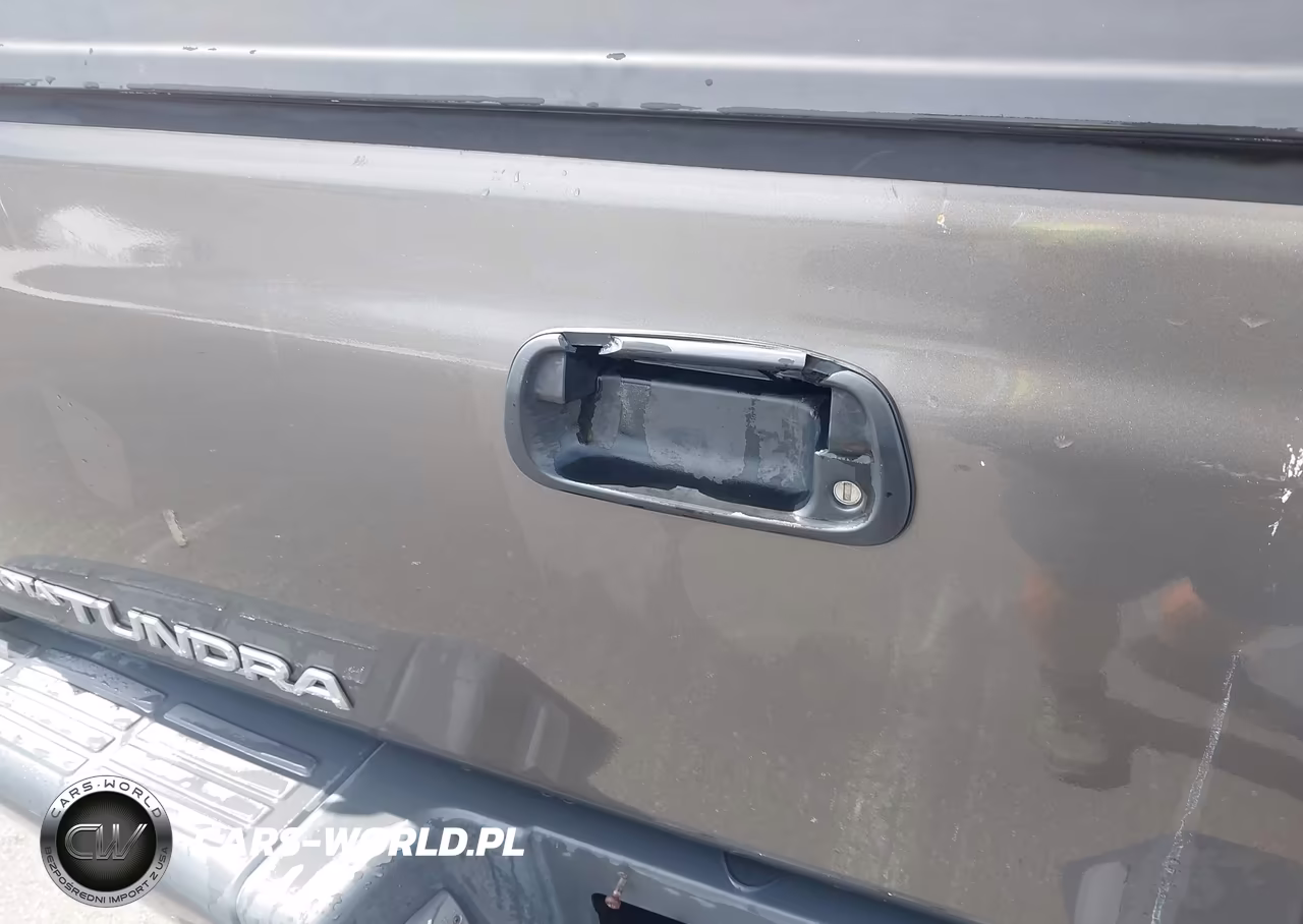 2005 Toyota Tundra VIN:5TBJU32185S445759 - 12
