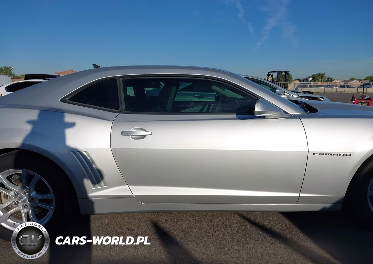 2015 Chevrolet Camaro 2Ls VIN:2G1FB1E32F9179548 - 13