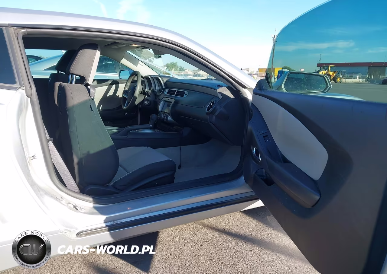2015 Chevrolet Camaro 2Ls VIN:2G1FB1E32F9179548 - 5