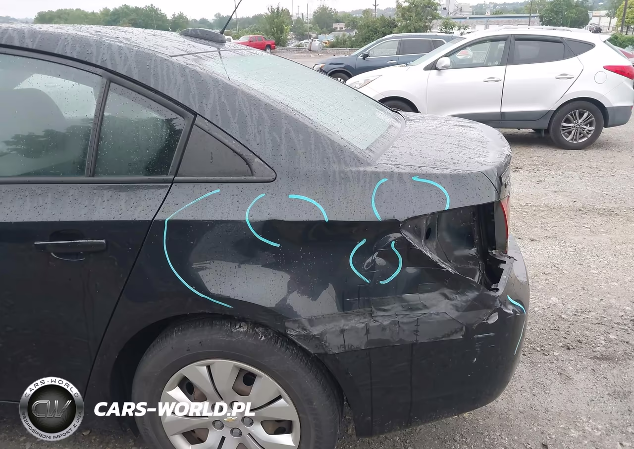 2016 Chevrolet Cruze Limited Ls Auto VIN:1G1PC5SG4G7195303 - 6