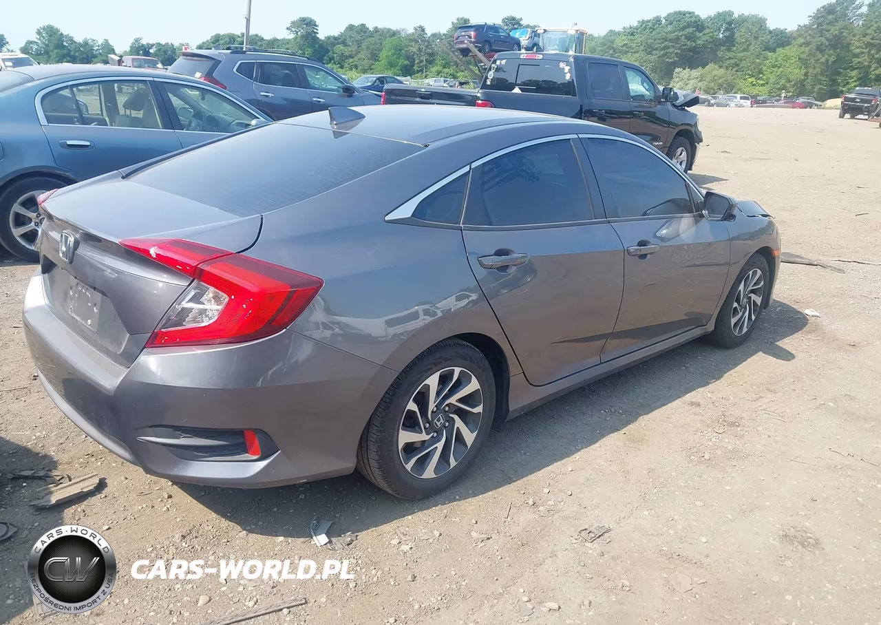 2017 Honda Civic Ex VIN:2HGFC2F73HH559519 - 4