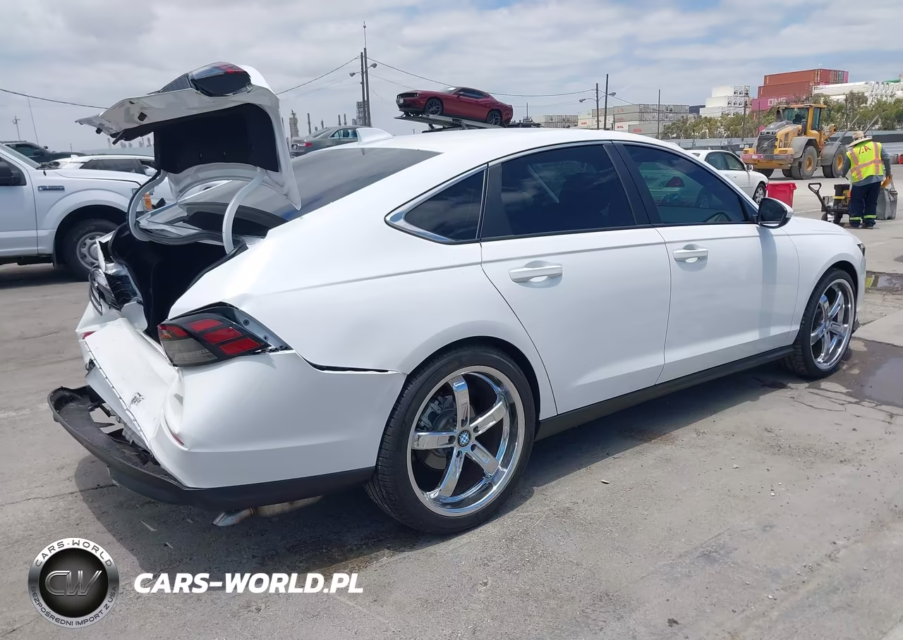 2025 Honda Accord Lx VIN:1HGCY1F26SA076602 - 4