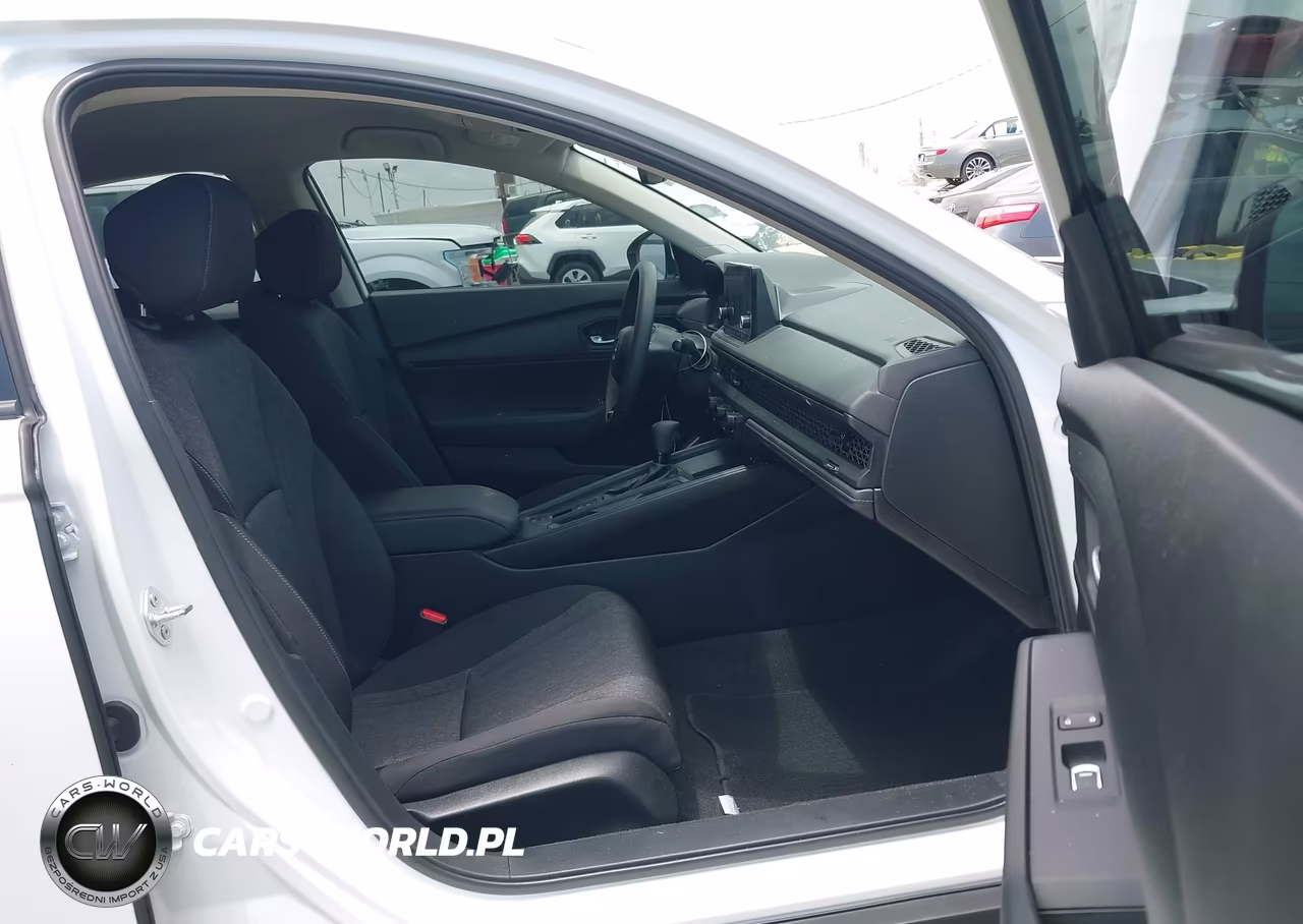 2025 Honda Accord Lx VIN:1HGCY1F26SA076602 - 5