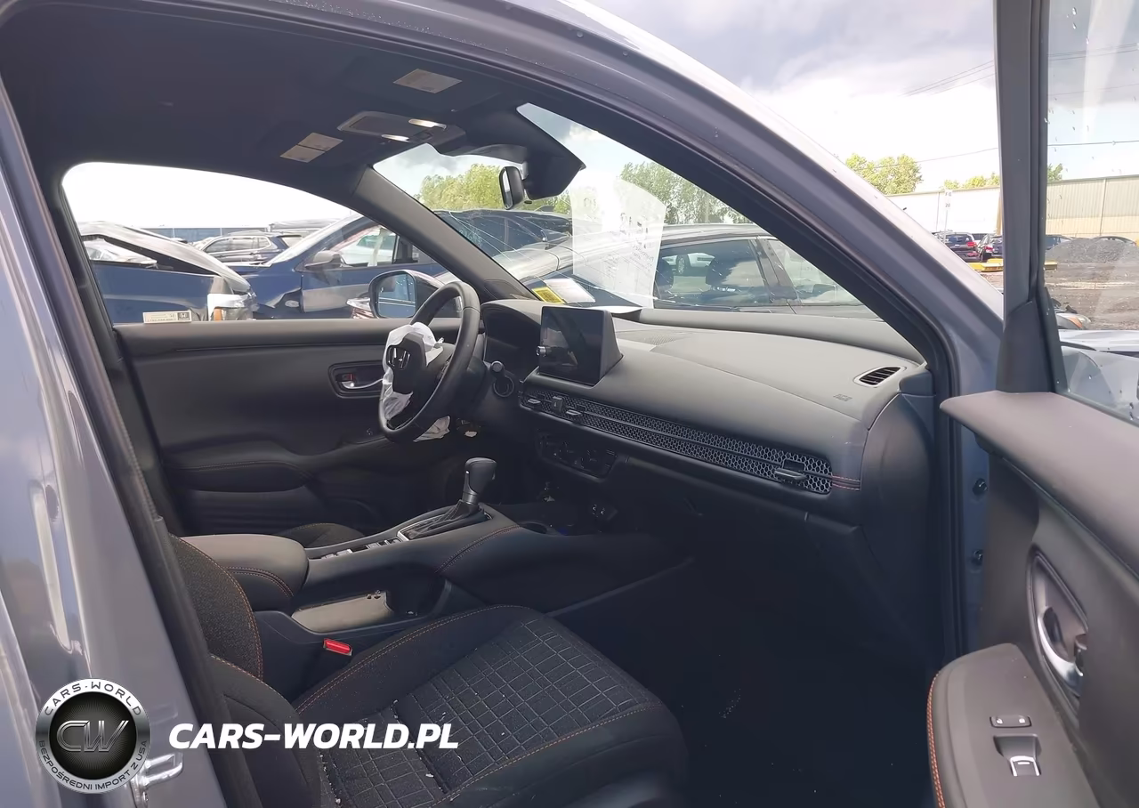 2026 Honda Hr-V Awd Sport VIN:3CZRZ2H5XTM754446 - 5