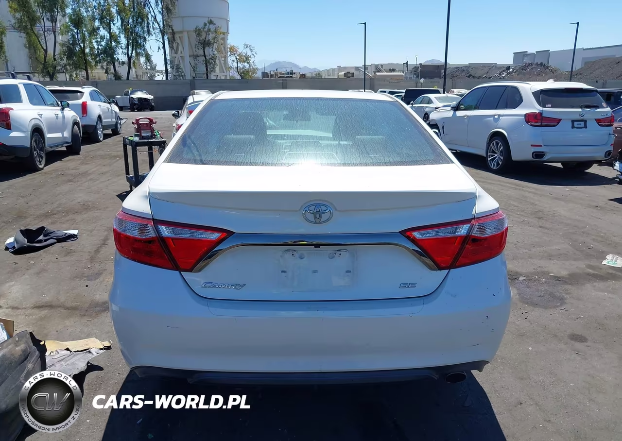 2015 Toyota Camry Se VIN:4T1BF1FK7FU094008 - 15