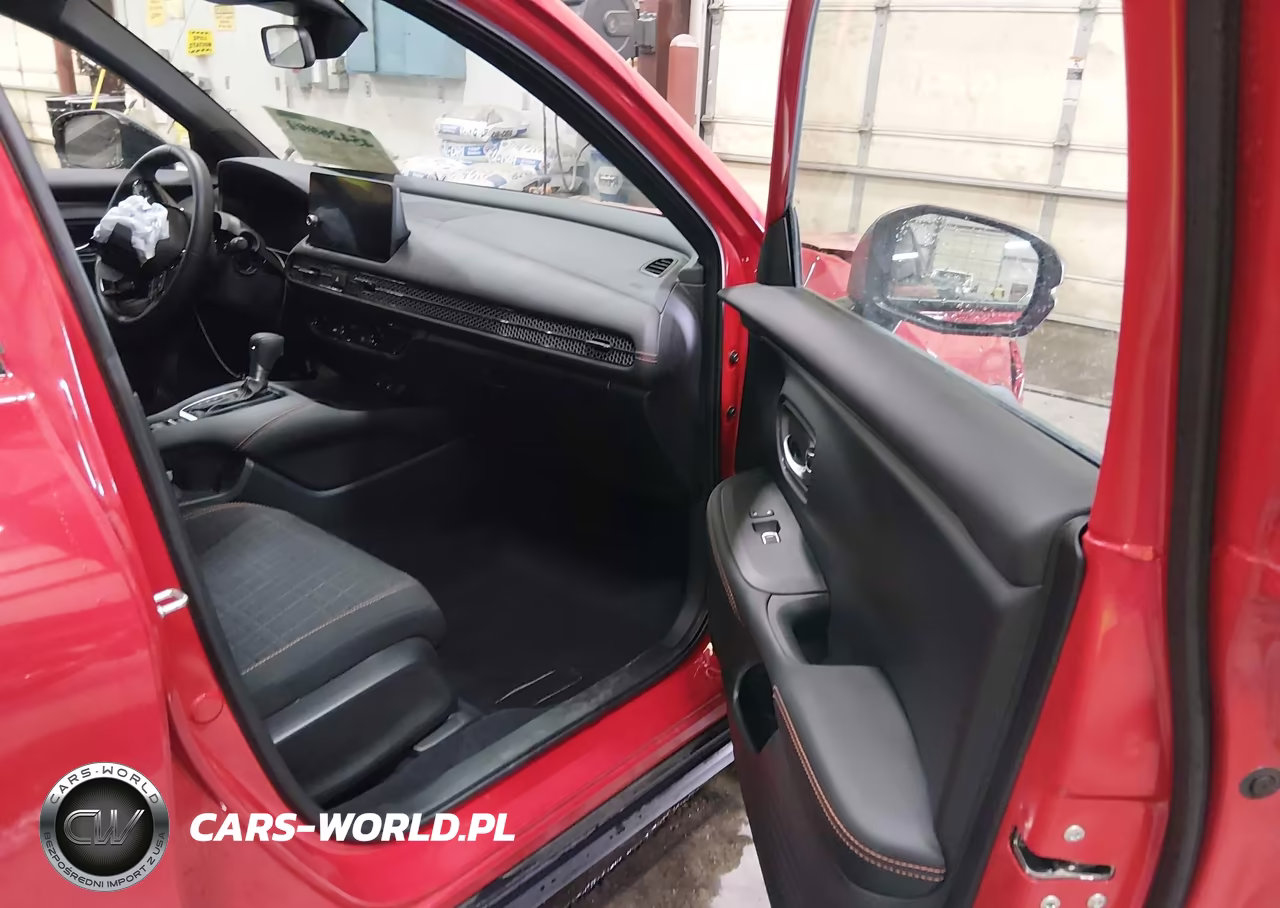 2026 Honda Hr-V Awd Sport VIN:3CZRZ2H55TM705283 - 5