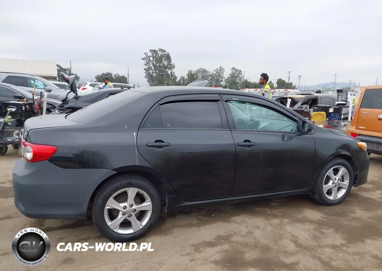 2011 Toyota Corolla Le VIN:2T1BU4EE6BC679886 - 13